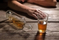 مرگ دردناک پس از یک ماه فقط نوشیدن الکل!