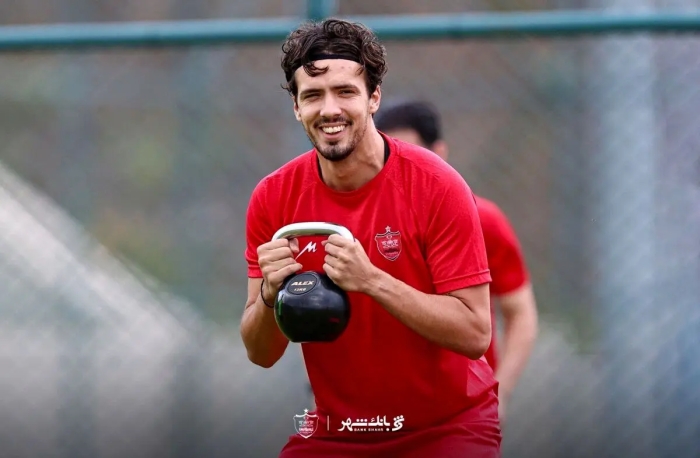 رونمایی پرسپولیس از بازیکن خارجی