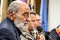 پیشنهاد حسین شریعتمداری به پزشکیان؛ غیر از جنگ و مذاکره، راه دیگری هم هست!