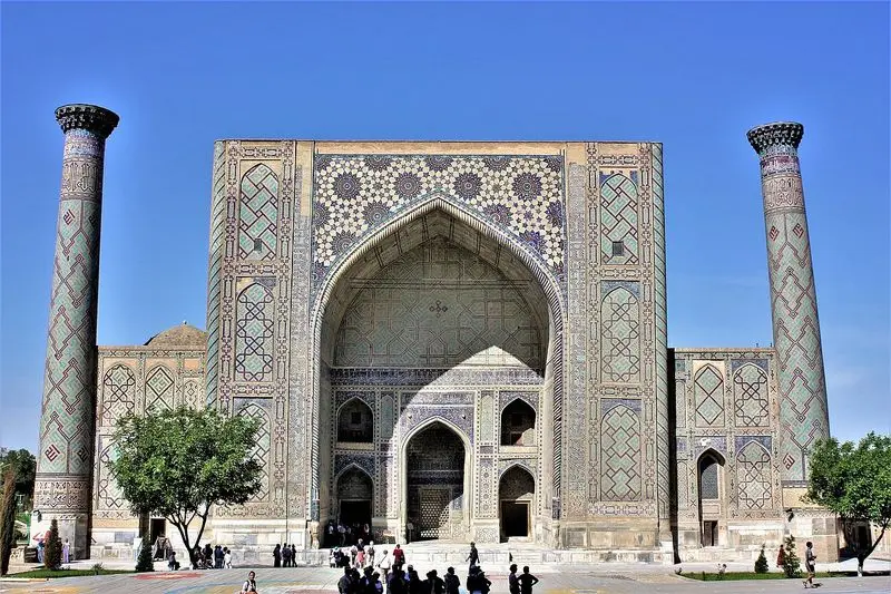 مرسه الغ بیگ