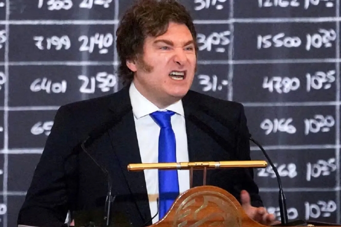 بنیانگذار کاردانو احضار شد!