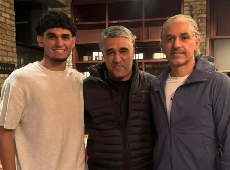 photo_2025-11-13_22-26-56