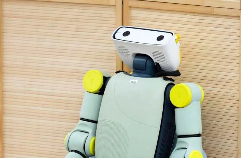 ربات اسپروت