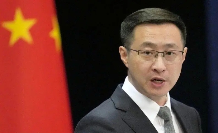 چین بر گفت‌وگو برای حل پرونده هسته‌ای ایران تأکید کرد