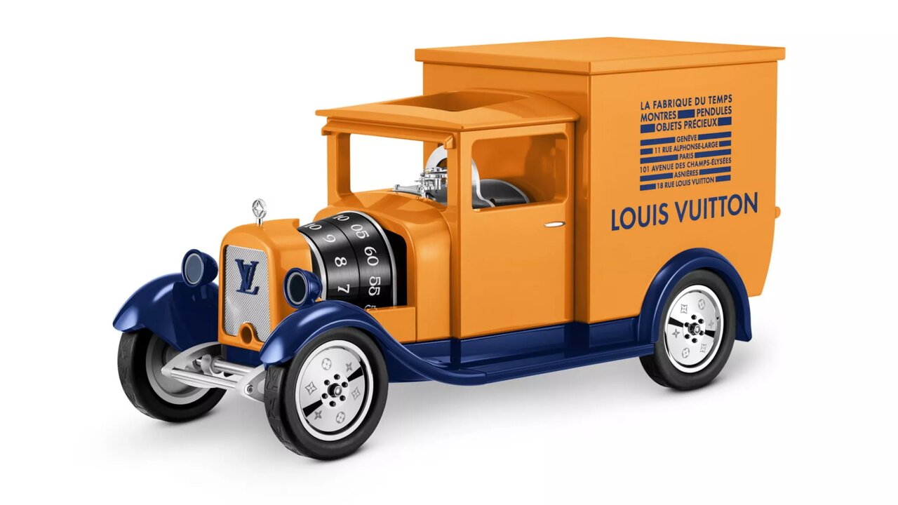 ساعتی که روی میز پارک می‌شود و از لامبورگینی گران‌تر است