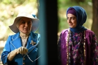 جزییات سریال «سوجان» با بازی ثریا قاسمی و غزاله اکرمی/ نقد، داستان و بازیگران