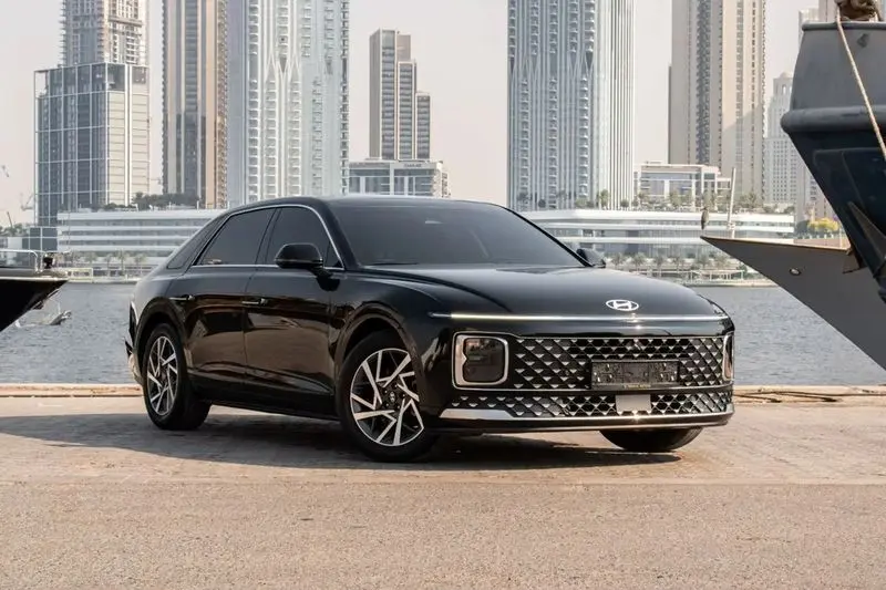 هیوندای آزرا 3