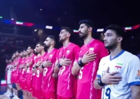 ستاره های والیبال ایران با مچ بند مشکی مقابل آمریکا