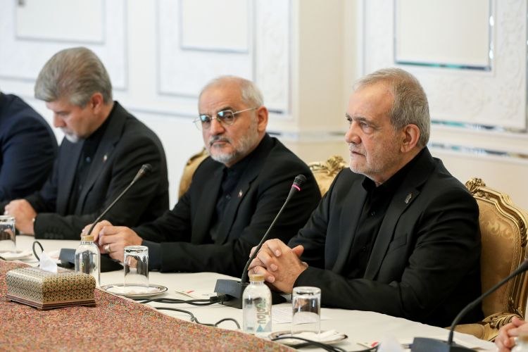 دیدار رهبر ملی ترکمنستان با دکتر پزشکیان