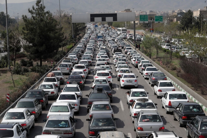 ترافیک سنگین در آزادراه قم تهران | پیش‌بینی ترافیک سنگین خروج عزاداران از تهران