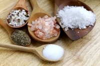 آیا مصرف نمک‌های رنگی خطرناک است؟