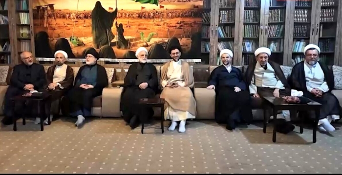 دیدار صمیمانه اژه‌ای با خانواده شهید خطیب