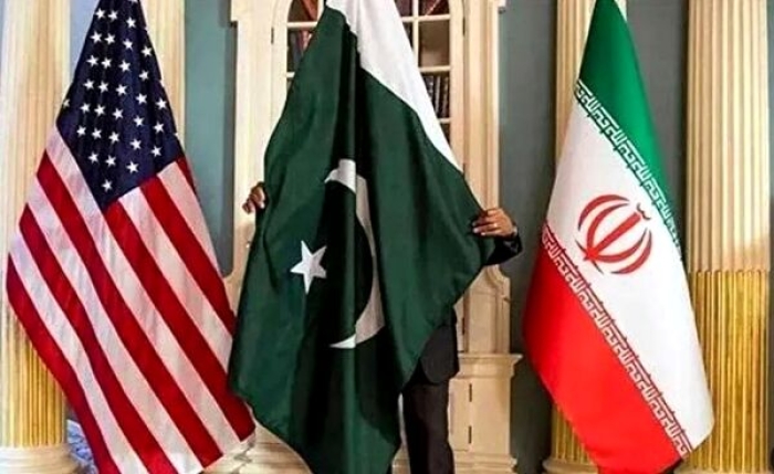 یک منبع ارشد سیاسی در تهران:ایران مذاکره ای با آمریکا نداشته است