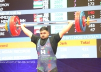 فرهاد قهرمان شد، طاها در فوق سنگین نایب قهرمان/ بازهم هت تریک طلایی توسط پسران وزنه برداری ایران