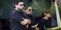 لحظه احساسی حضور عروس و نوه ایرج خواجه‌امیری در تشییع پیکر پهلوان آواز ایران!