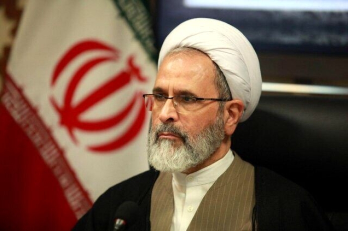 آیت‌الله اعرافی: خون‌خواهی شهید، مطالبه یک ملت است