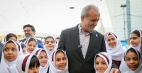 پیام مهم پزشکیان به دانش‌آموزان: هیچ رؤیایی دور از دسترس شما نیست