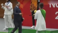 رسوایی جدید صداوسیما: پخش زنده بازی‌های آسیایی از آپارات با پوشاندن لوگو! آیا شکایت‌ها بی‌اثر است؟