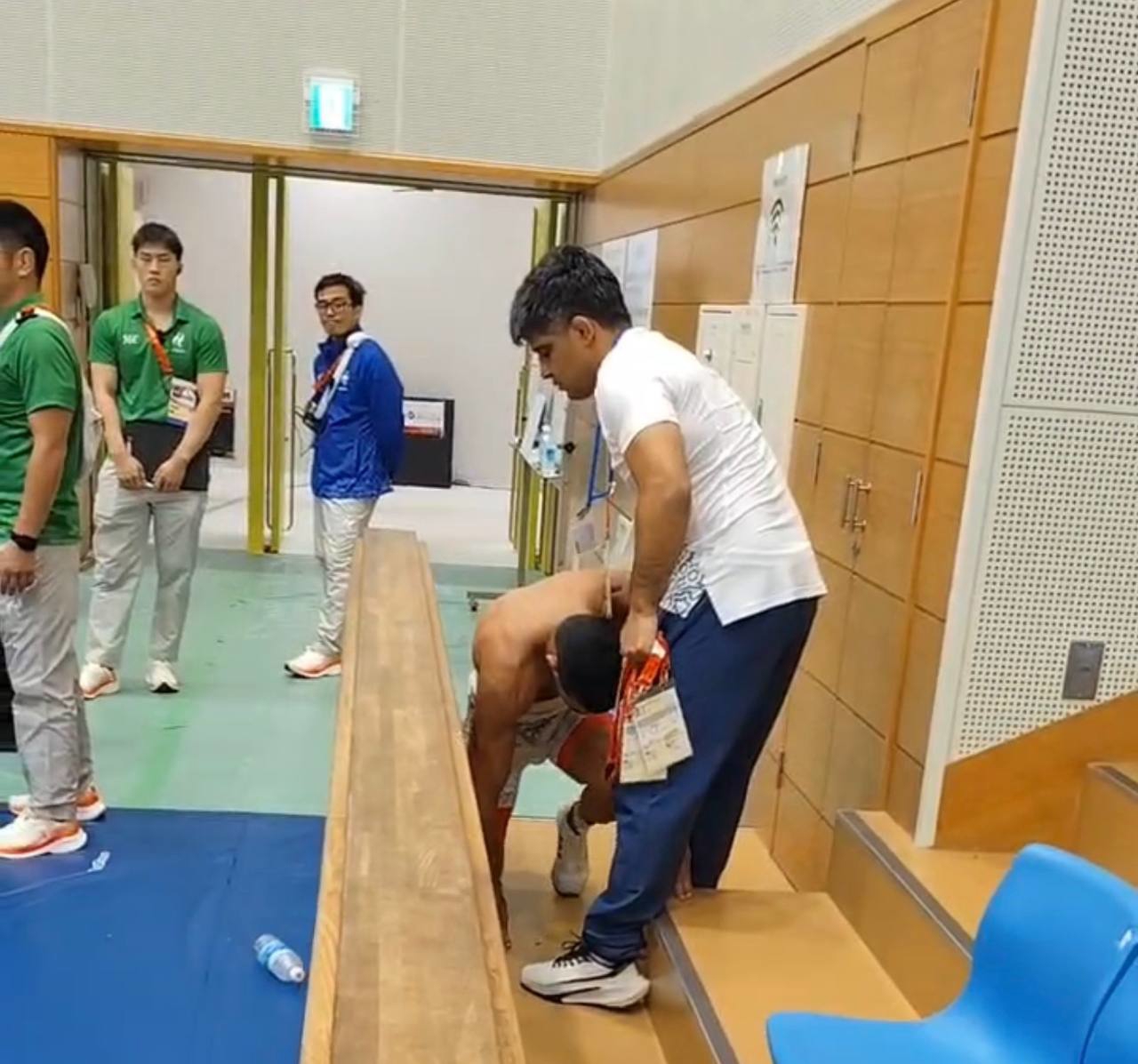 2544312