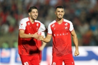 چسب محکم برای آقای گل پرسپولیس (عکس)