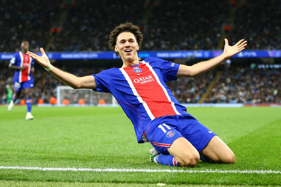 2549540