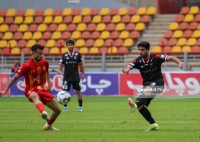 بازی حساس برای صدرنشینی/ گزارش زنده: پرسپولیس 0 - فولاد 0